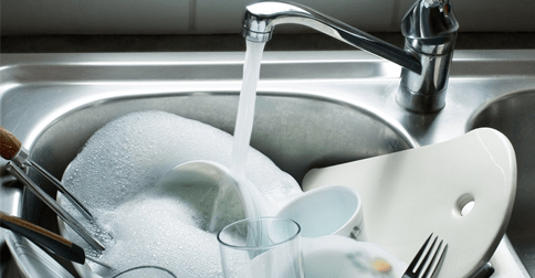 Rửa bát đúng cách là như thế nào để tranh bệnh vào người?